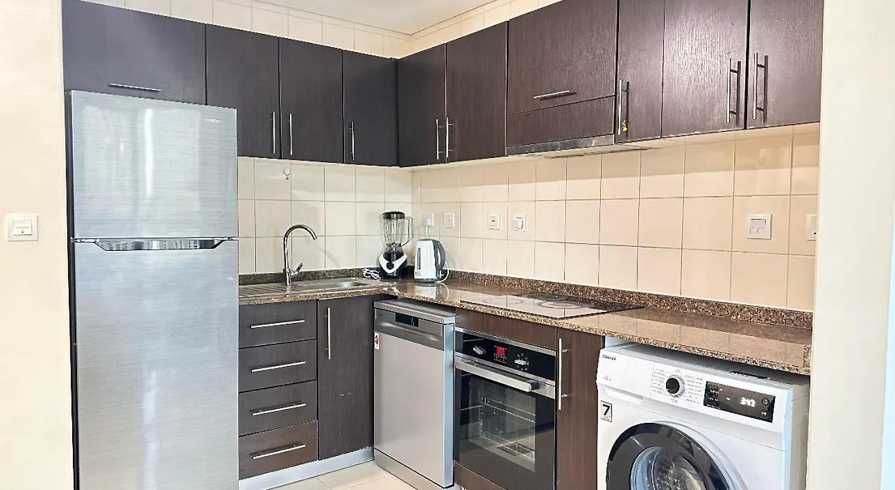 Delux Studio Apartment Dubai Marina The Bay 5 Min Beach Jbr & 3 Min To Tram Station