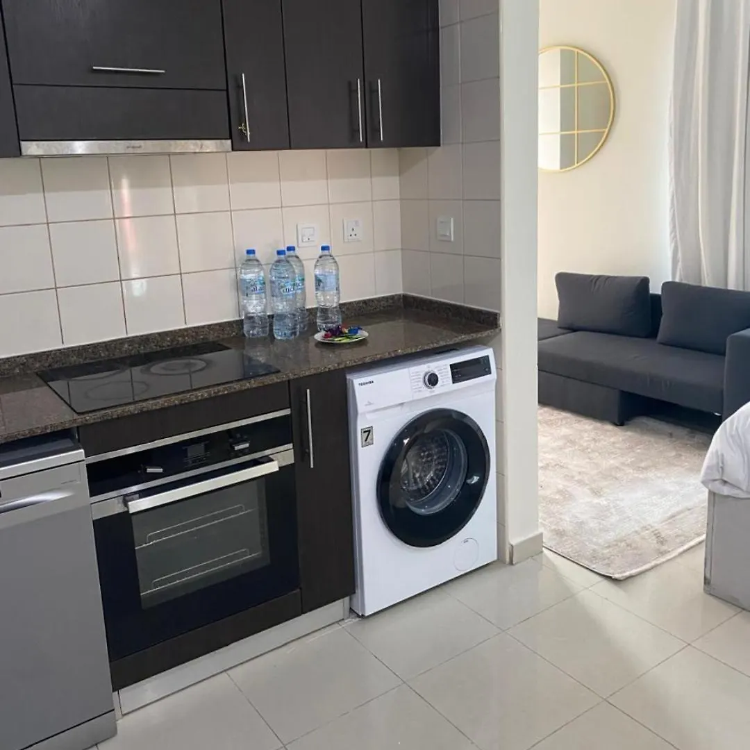 Delux Studio Apartment Dubai Marina The Bay 5 Min Beach Jbr & 3 Min To Tram Station 0*,  United Arab Emirates